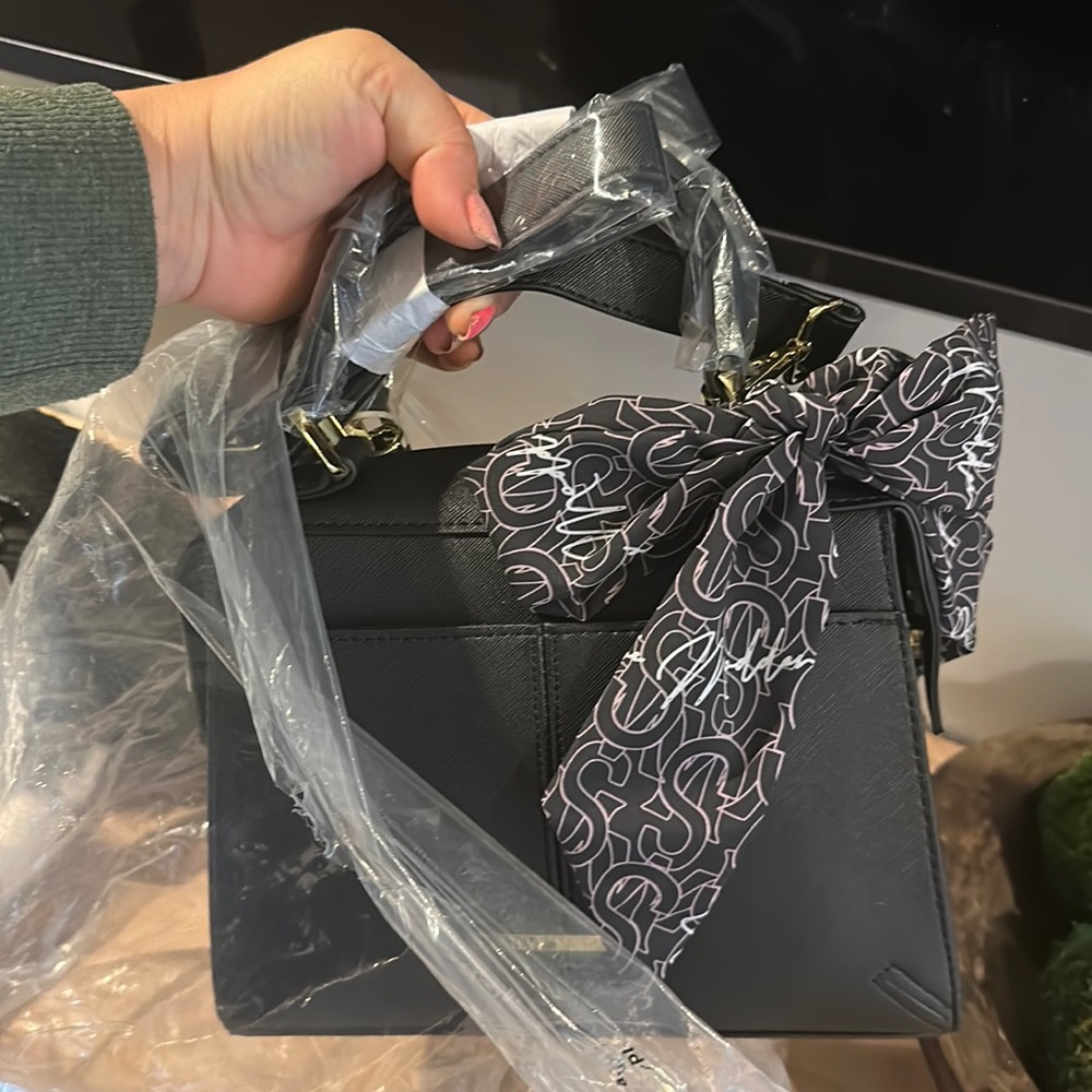 Black Steve Madden crossbody bag